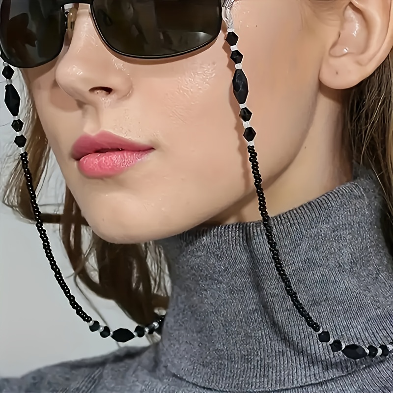 Image of An Elegant Crystal Bead Eyeglass Chain - A Stylish Vintage Bohemian- Lanyard, Featuring A Non-slip Fashionable Eyeglass Frame, Perfect For Reading Glasses And Party Outfits.
