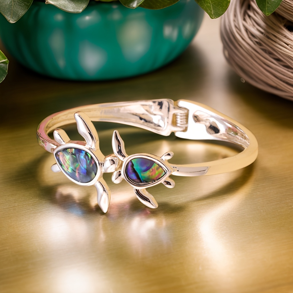 Women's Ocean Themed Zinc Alloy Turtle Open Bracelet with Abalone Shell Charm