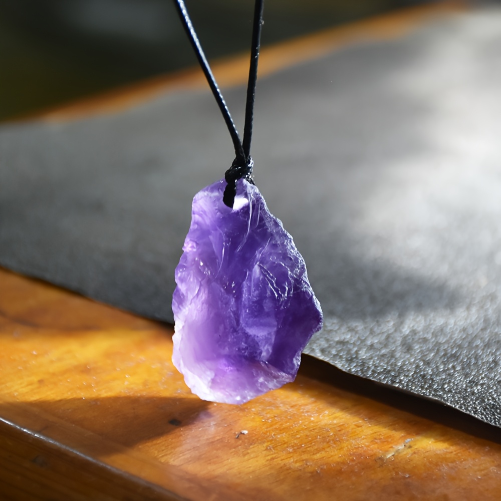 E-shop Vintage Halskette mit Anhänger aus natürlichem Amethyst für Herren Damen, unregelmäßige zufällige Form Aura-Amethyst-Schmuck, geeignet für den