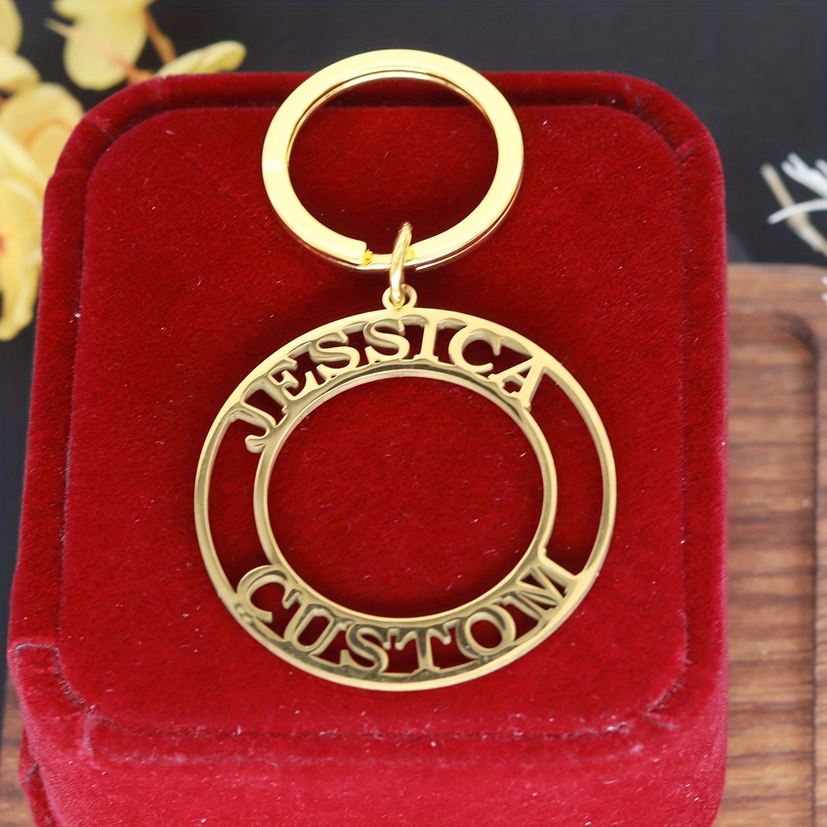TEMU Custom Engraved Geometric Keychain For Couples And Families, Featuring Names And Dates, Made Of Stainless Steel, Perfect For Birthday Gifts
