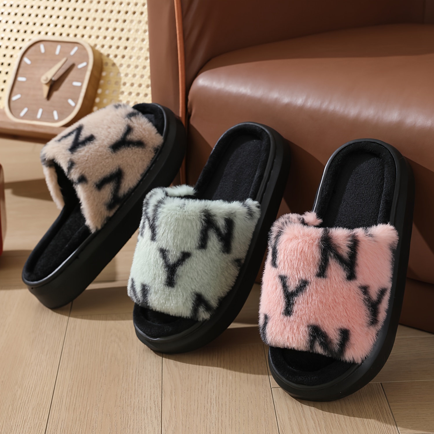 

Unisex Faux Fur Slides Slippers With Eva Sole - Graphic Print, Round Toe, Slip-on, Cozy House Shoes For Indoor & Vacation - Fashionable Minimalist Footwear For All Seasons