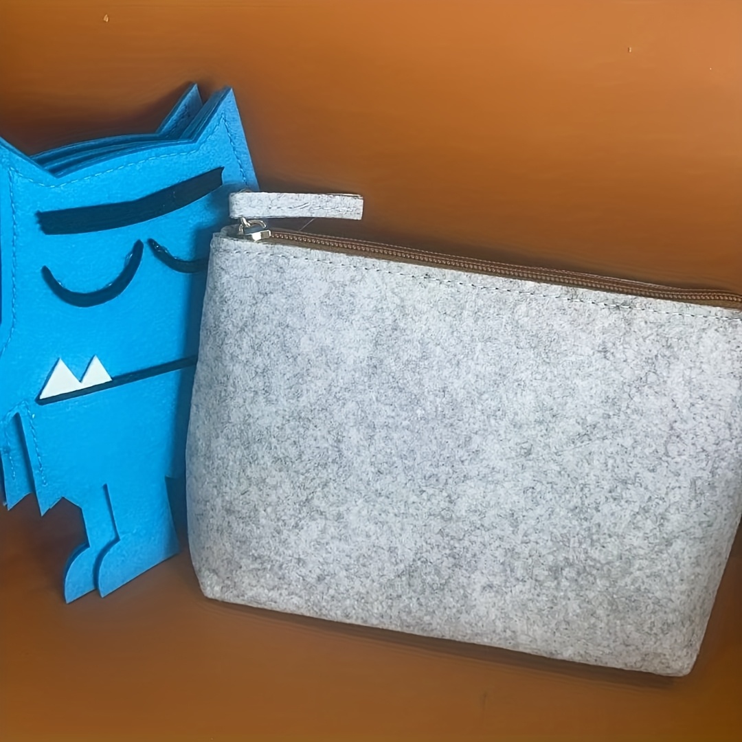 Large Capacity Felt Cosmetic Bag, Zippered Makeup Pouch, Easy Clutch Coin Purse, Portable Travel Skincare Organizer Bag