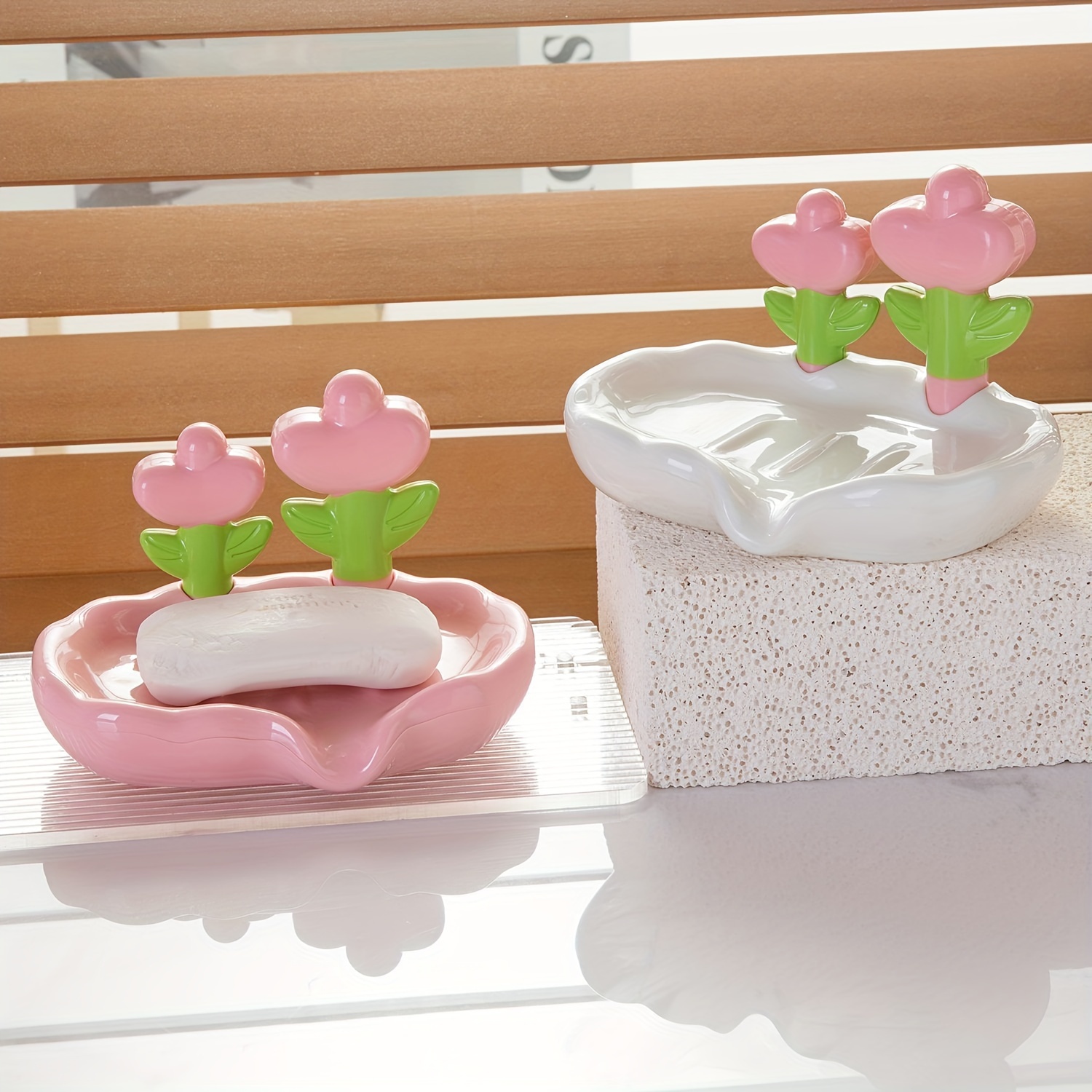 

1pc Creative Cute Soap Dish, Drain Soap Tray, Flower Decor Soap Holder, Soap Rack For Bathroom, Soap Storage Rack, Home Decor, Bathroom Accessories