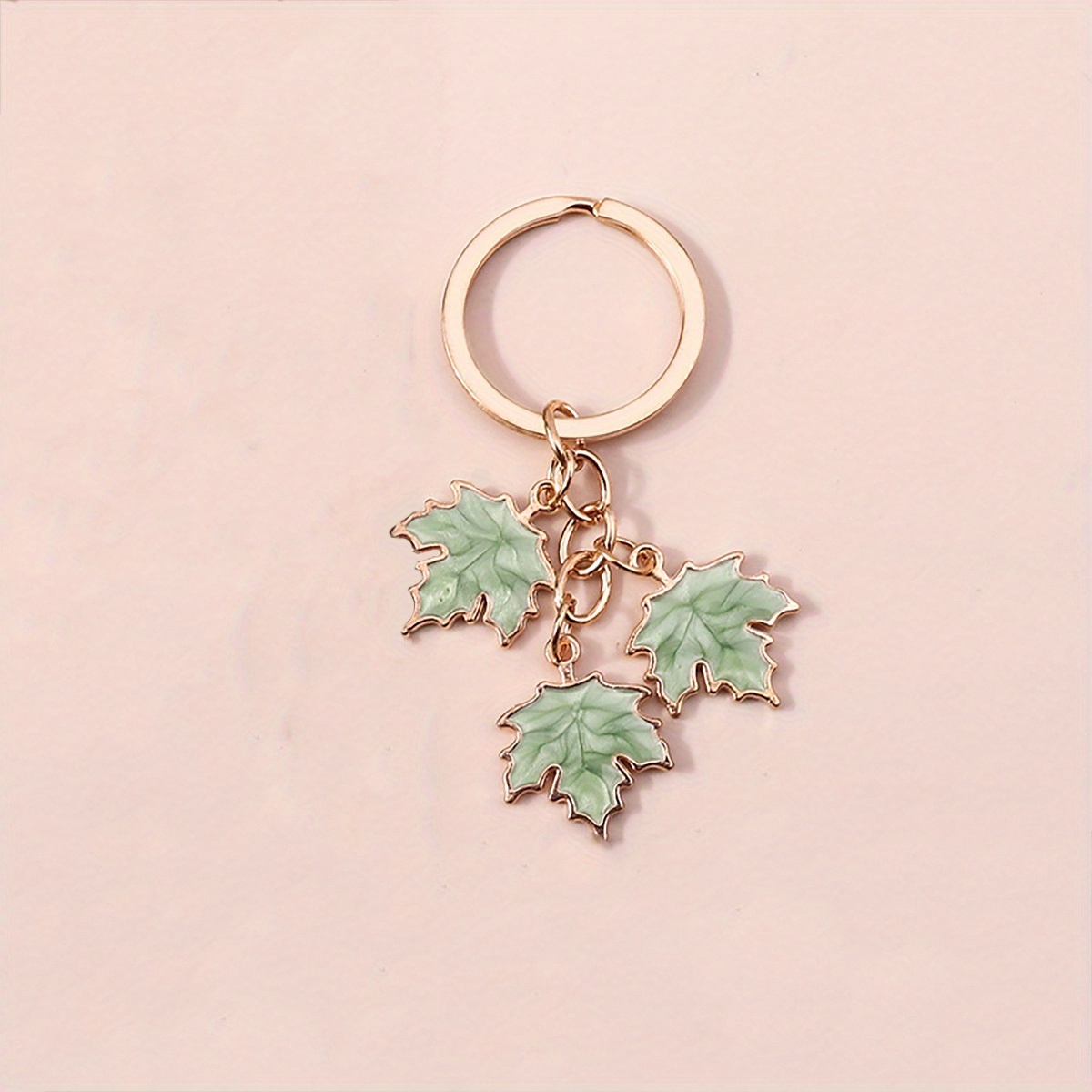 1pc Green Maple Leaf Keychain - Alloy Oil Design, Elegant Car Key Pendant & Fashion Accessory, Versatile Gift For Girlfriend, Best Friend, Birthday Present, Car Keychain Accessories, , Detailed