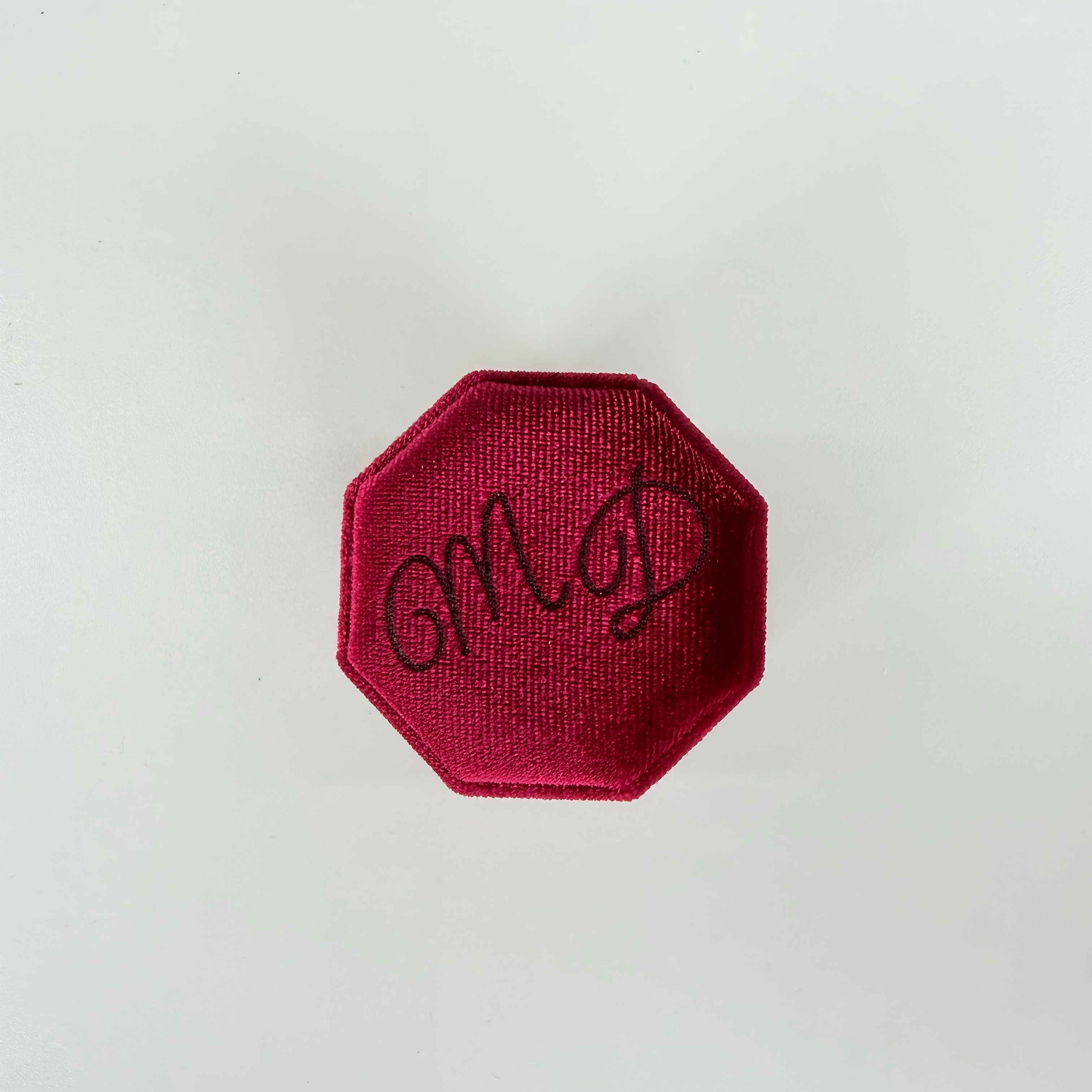 Customized Letter-Engraved Luxurious Octagonal Ring Box