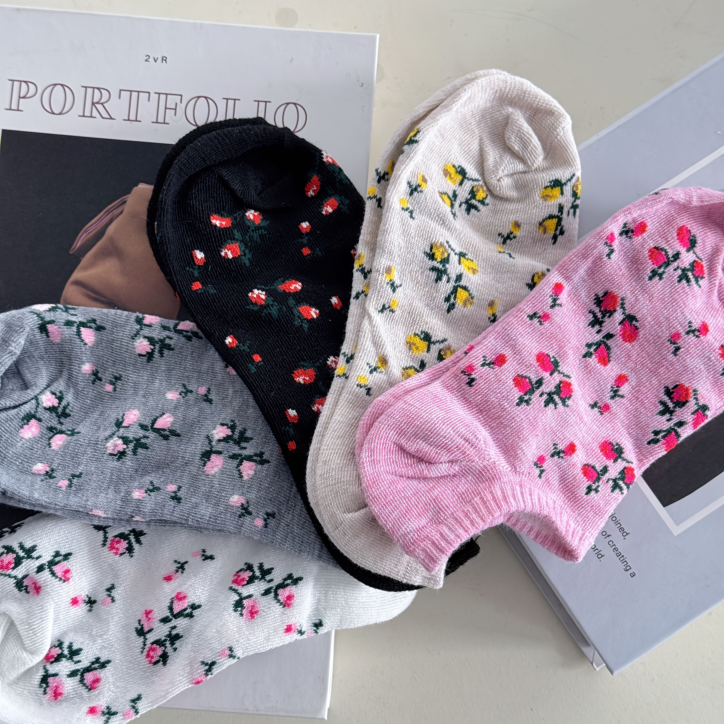 Image of 5 Pairs Of Korean-style Spring And Summer Lightweight Socks, Small Floral Country Style, Shallow Mouth Invisible, Boat Socks, Short Socks