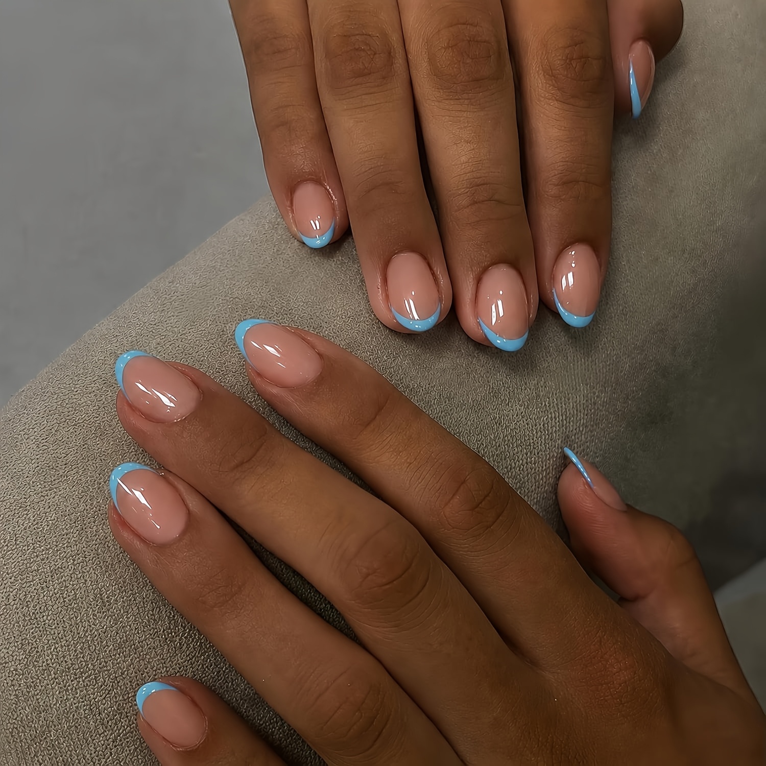 TEMU 24pcs Set Of Blue Short Oval Press-on Nails, Upgrade Your Look, Reusable Nails, Suitable For Parties, Gatherings, And Other Special Occasions,