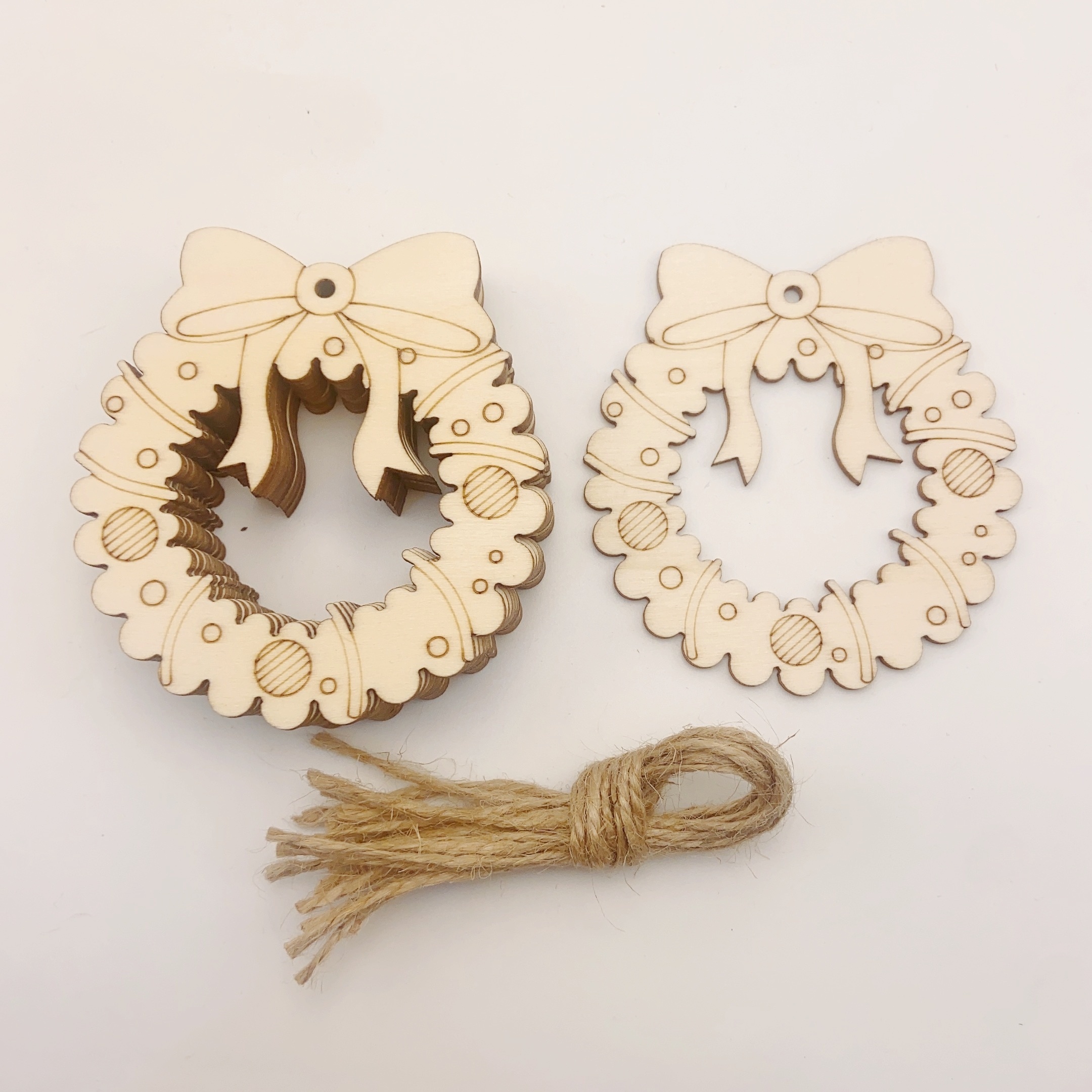 

10pcs Plywood Christmas Wreath Ornaments - Diy Wooden For , Centerpieces, Hanging Decorations - For Halloween, 's Day