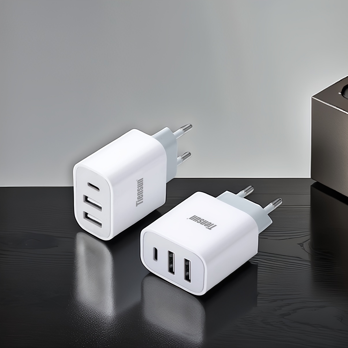 3-в-1 Зарядно с 2 USB-A, 1 Type-C | TIENSUN QC PD Адаптер за бързо зареждане, 220V-240V, Мултиинтерфейсна зарядна глава