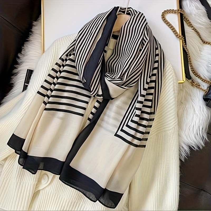 

Chic Black & White Striped Scarf - Soft, Warm Polyester For Autumn/winter | Fashion Accessory, 180cm, Skin-friendly Fabric, Casual Wear