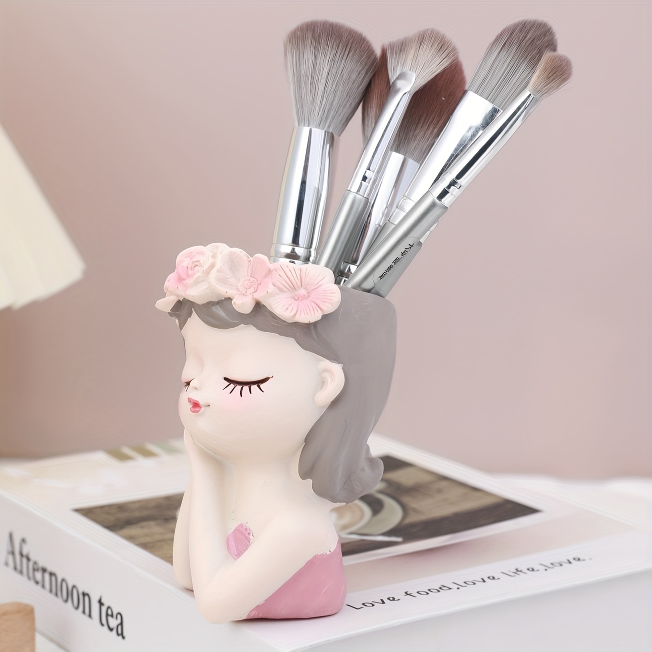 1pc   design rotating makeup brush holder dustproof cylinder storage for eyebrow pencils and brushes ideal for dressing table can   be used as pen holder or vase makeup brush storage eye brow pencil Product details 5