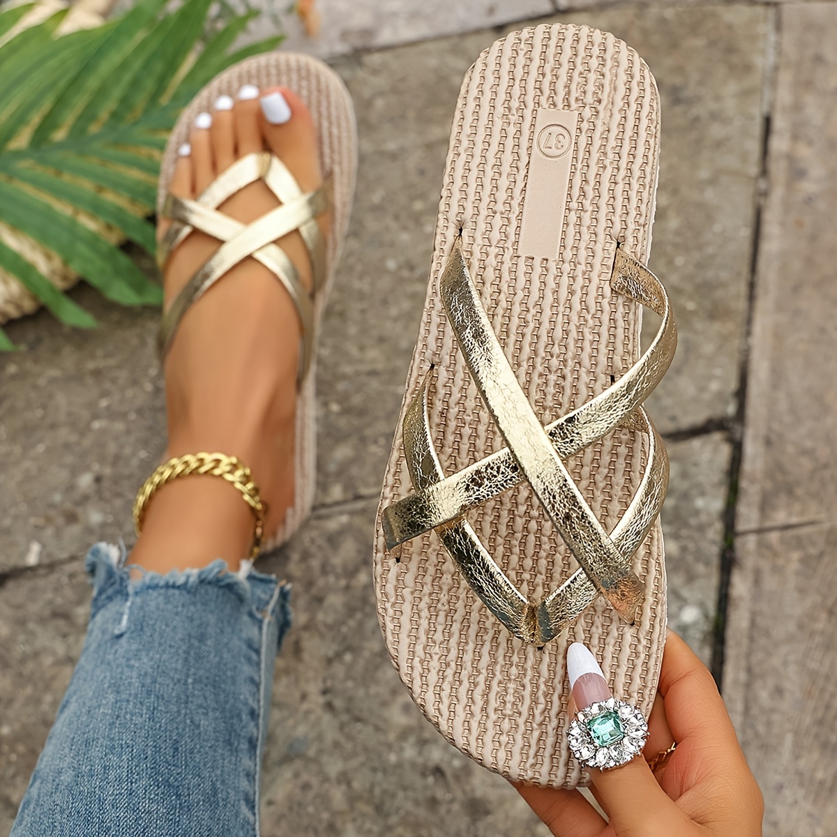 E-shop Damen-Metallic-Riemensandalen im Vintage-Stil – Atmungsaktive bequeme EVA-Sohle, für drinnen draußen geeignet, leichter Luxus-Stil für tägliche