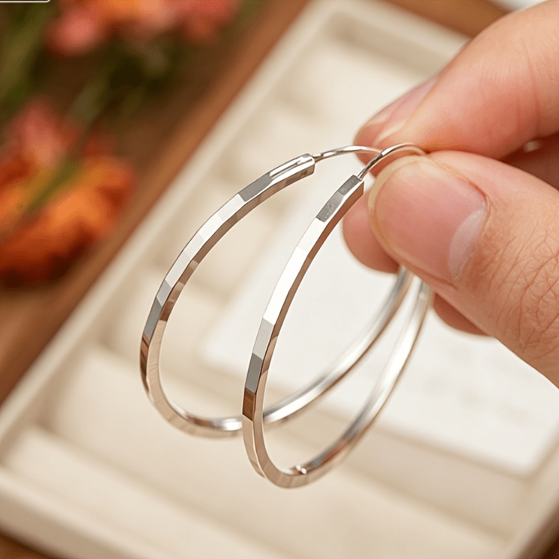 Silvery Square Patterned Circular Earrings, Stylish Gift