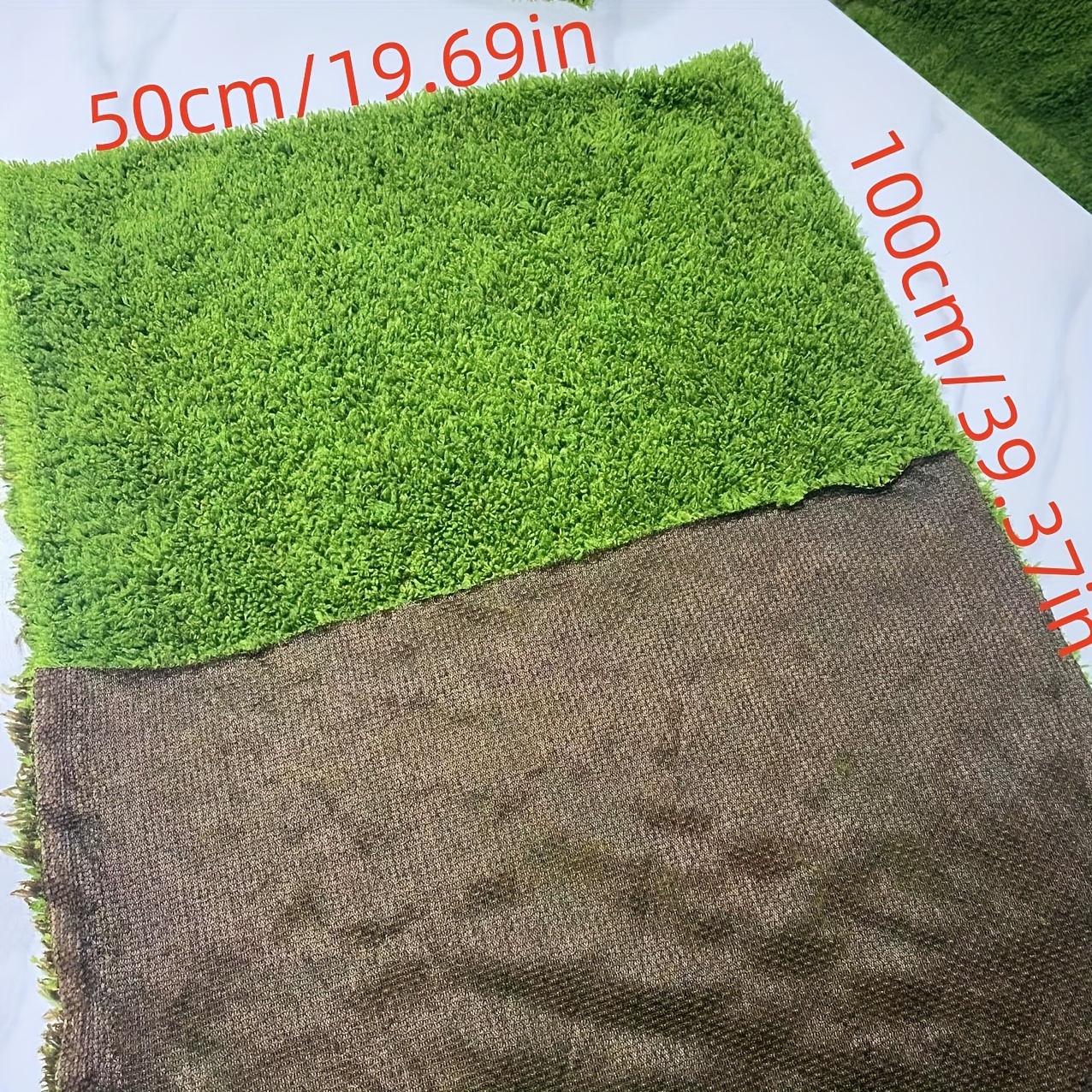 TEMU Un gazon de mousse artificielle décoratif polyvalent, fabriqué en tissu polyester, idéal pour les présentations d', les décorations de fenêtre,