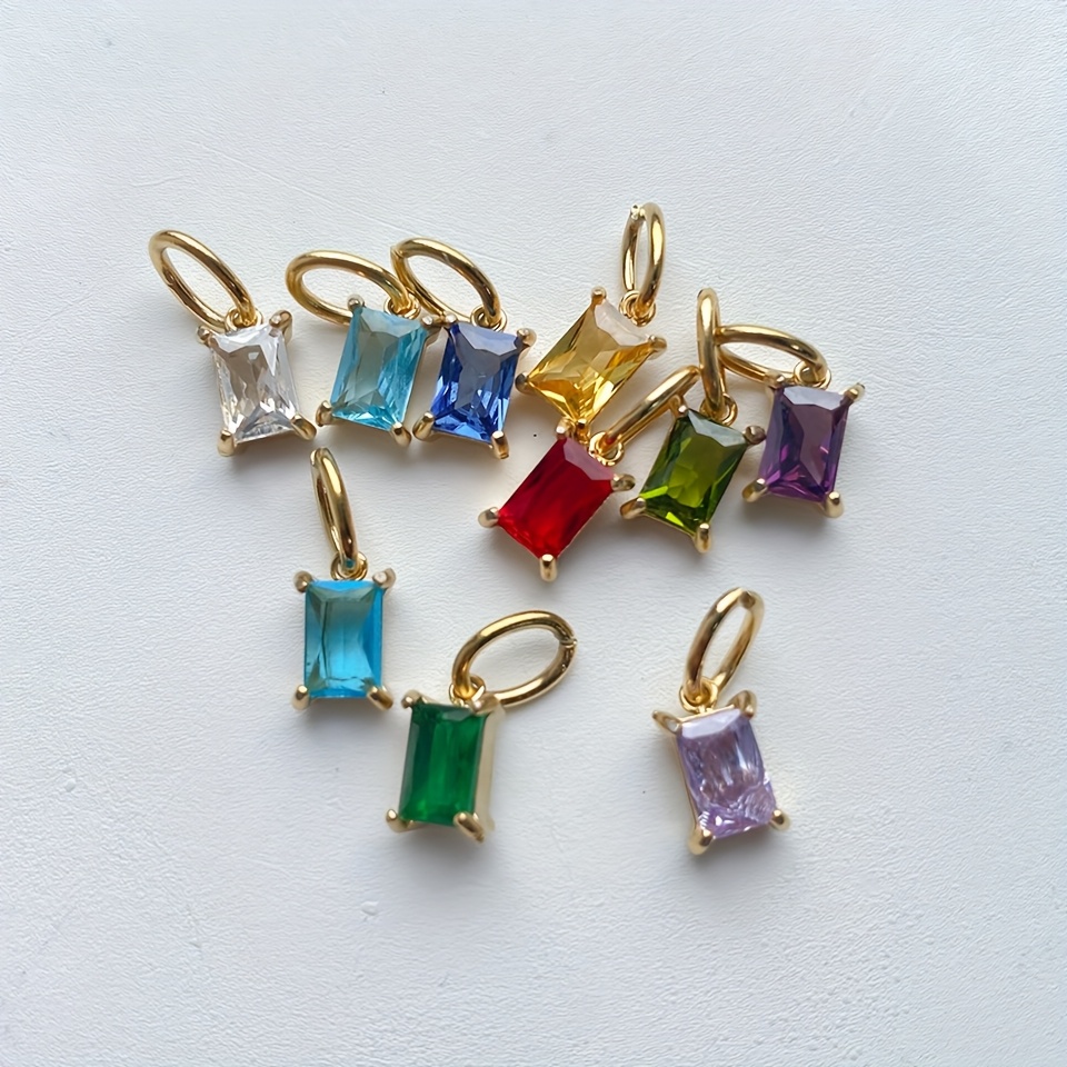 Women's Vintage Geometric Square Pendant Necklace