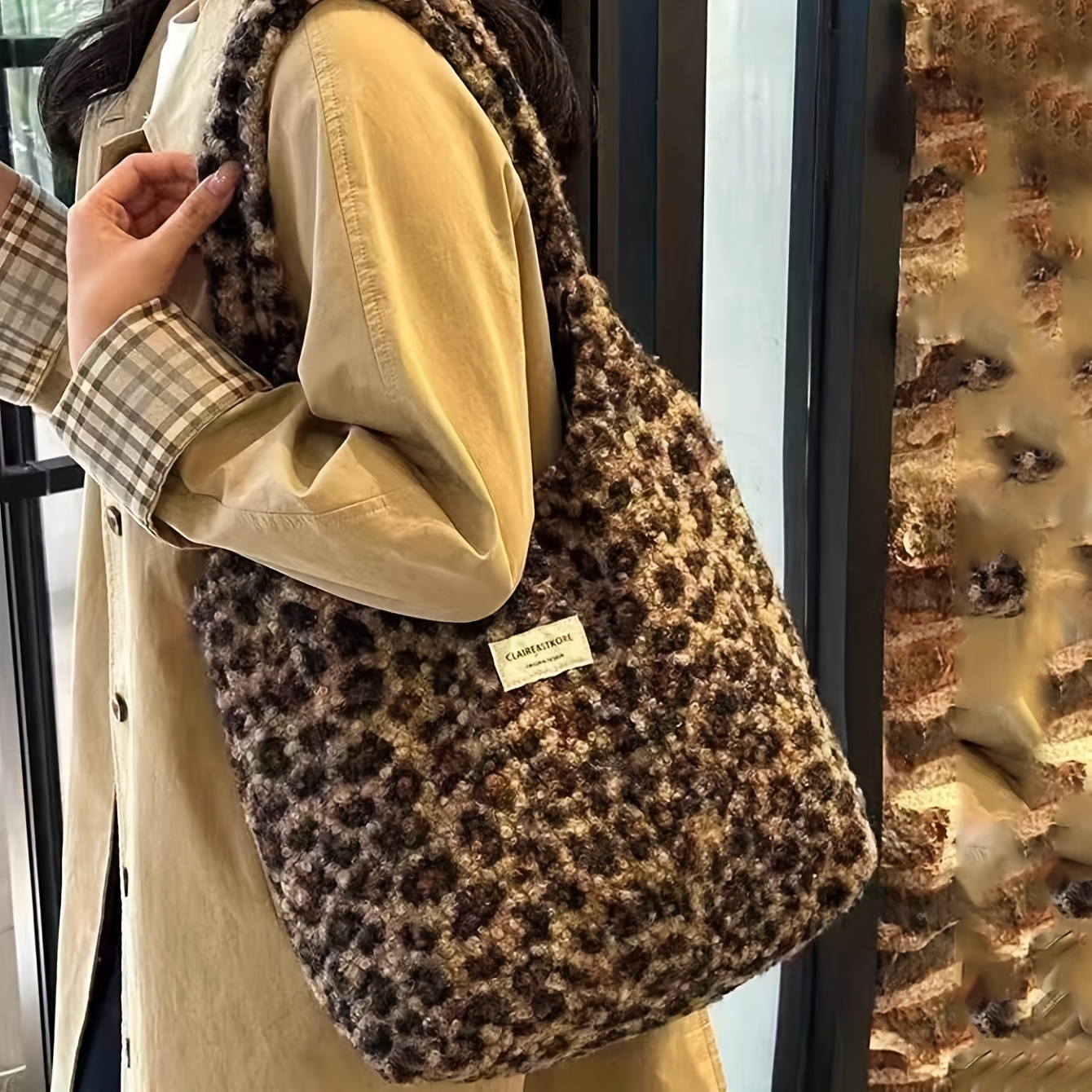 Image of Niche Design Autumn And Winter Korean Style Ins Wind Plush Large Capacity Shoulder Bag Leopard Print Spicy Underarm Tote Bag Outing Shopping Class Bag Women