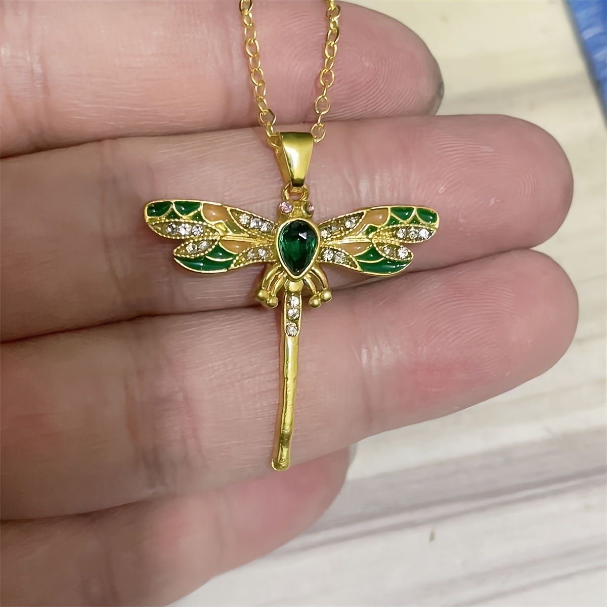 TEMU A Stylish, Elegant, And Exquisite Colorful Dragonfly Pendant Necklace Suitable For Women's Everyday Accessories And Jewelry Gifts.
