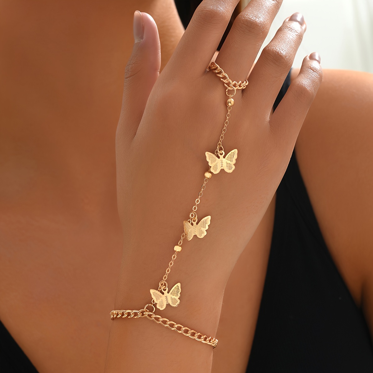 Fashion Vintage Pendant Chain Mitten Bracelet