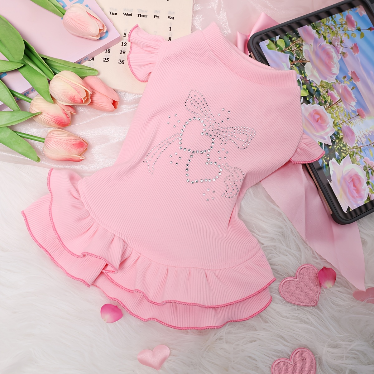 E-shop Rosa Stretch-Stoffkleid mit kleinen Flatterärmeln, mit heißgepresstem, funkelndem Strass-Design, langlebig nicht leicht abfallend, geeignet für