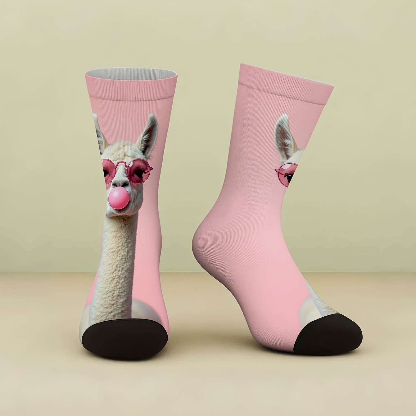 TEMU 1 Pair Of Novelty And Fun Mid-tube Socks For Men And Women, Alpaca Print Mid-tube Socks With Glasses And , Creative Compression Socks, Crew