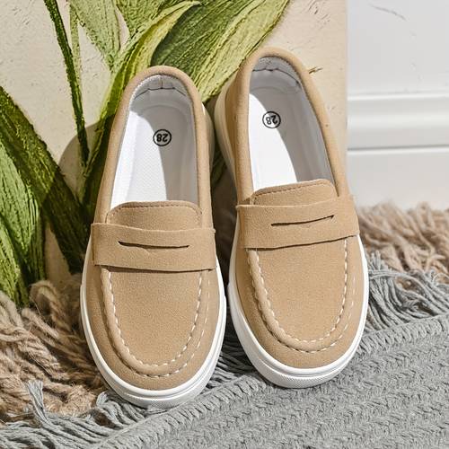 een paar extreem modieuze, eenvoudige, comfortabele, ademende, antislip, ultralichte, veelzijdige, casual loafers voor jongens, kinderen en tieners. instap-, comfortabele en casual platte schoenen