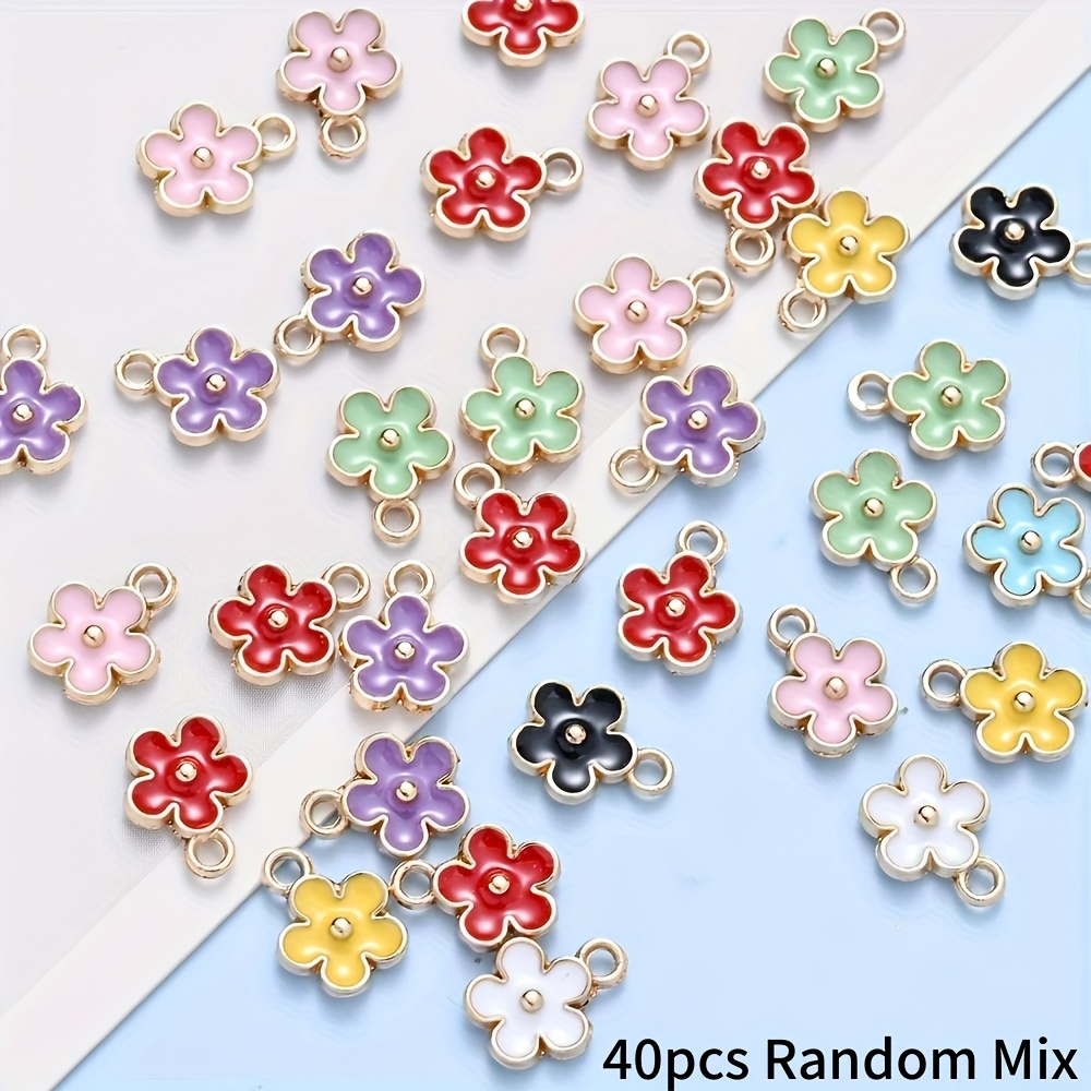 E-shop 40 Vintage Gänseblümchen Legierungs-Anhänger - 8X10mm Blumenanhänger mit Blütenblättern in 8 Farben, für Schmuckherstellung, Armbänder und
