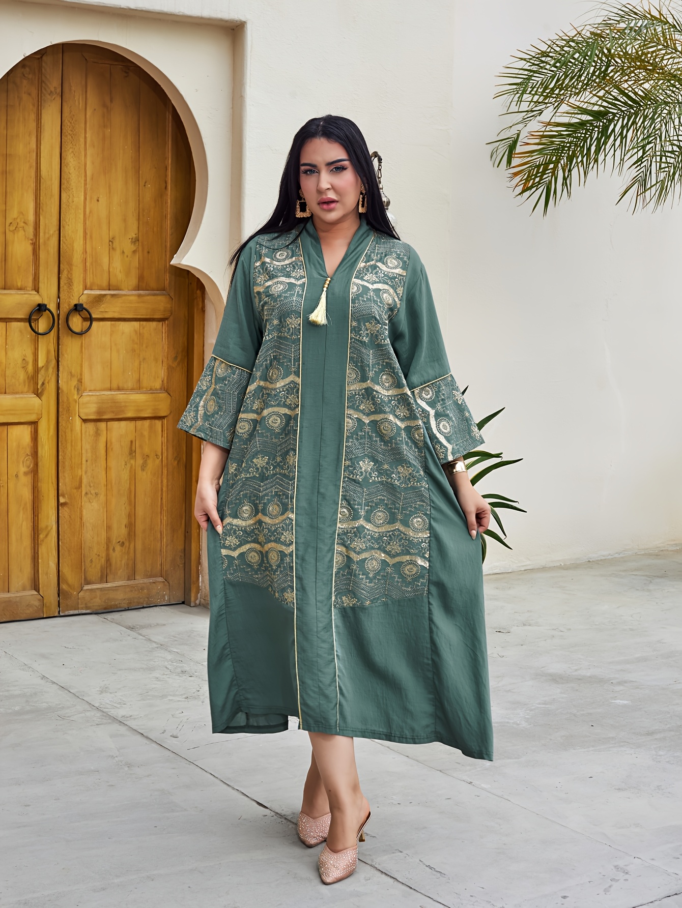 embroidered maxi dress - Bahrain