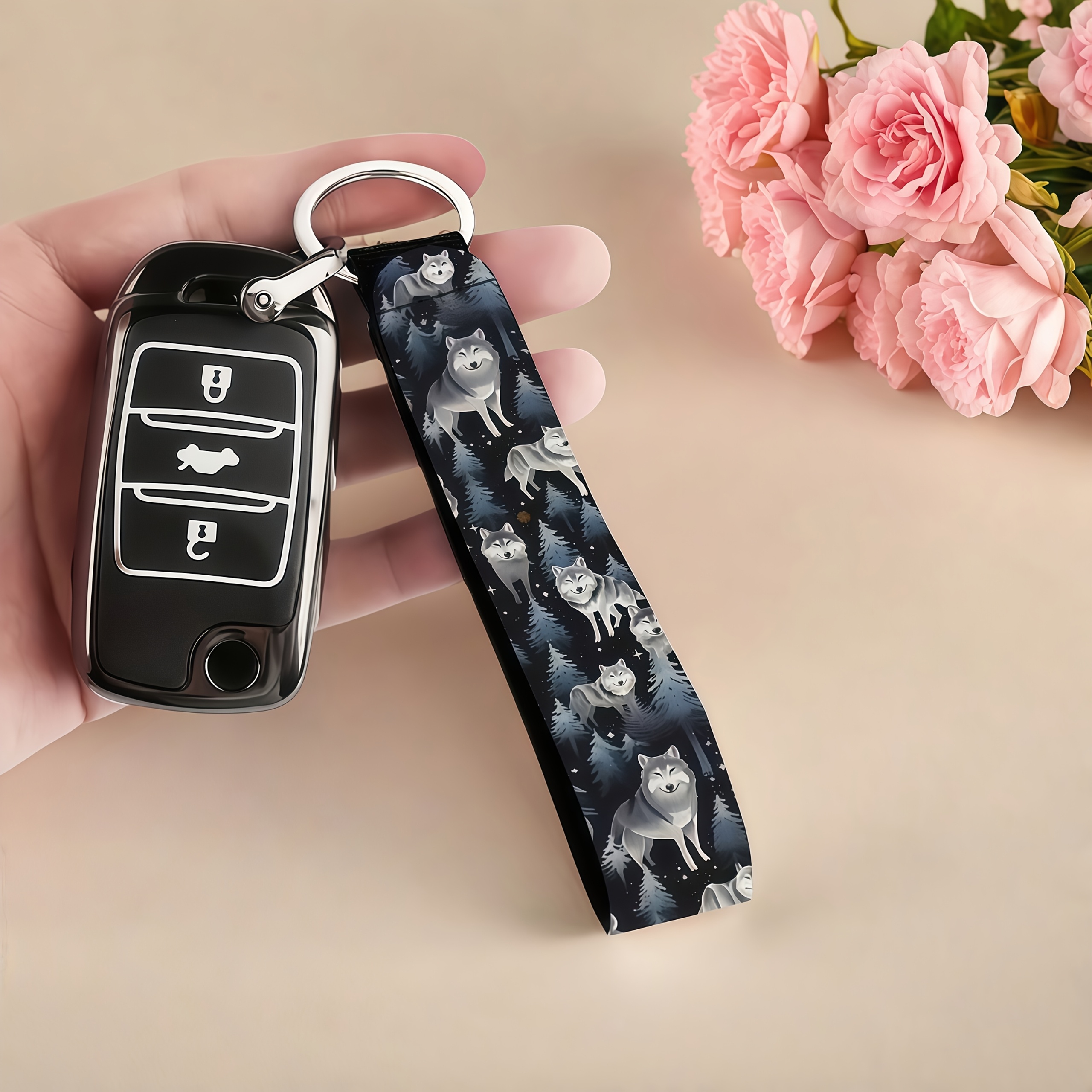 Image of Wolf Pattern In , Unisex Wristband Keychain Neoprene Wrist Wrist Strap Lanyard Key Ring Keychain Keychain Suitable For Car Mobile Phone Bag Holiday Gift