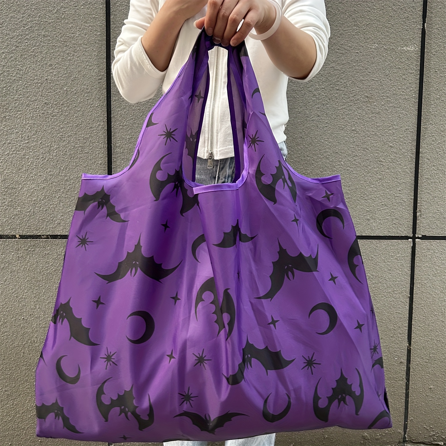 Image of Spacious Collapsible Shopping Tote, Durable Nylon Carry Bag, Travel Organizer, Lightweight Grocery Sack, Ideal For Everyday Trips And Supermarket