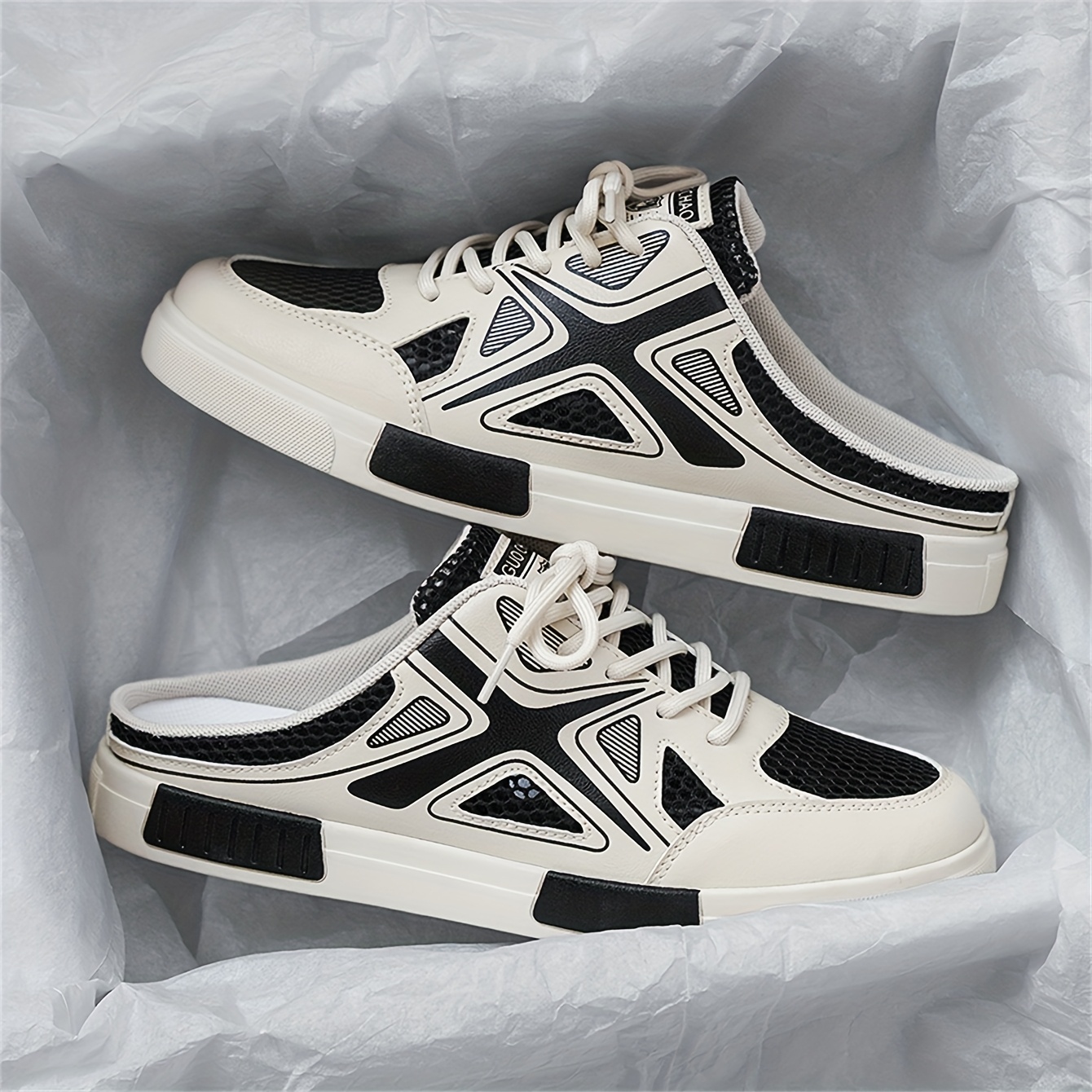 mens shoes 2025 new style hollow breathable closed toe half slippers casual versatile sandals classic comfortable sneakers