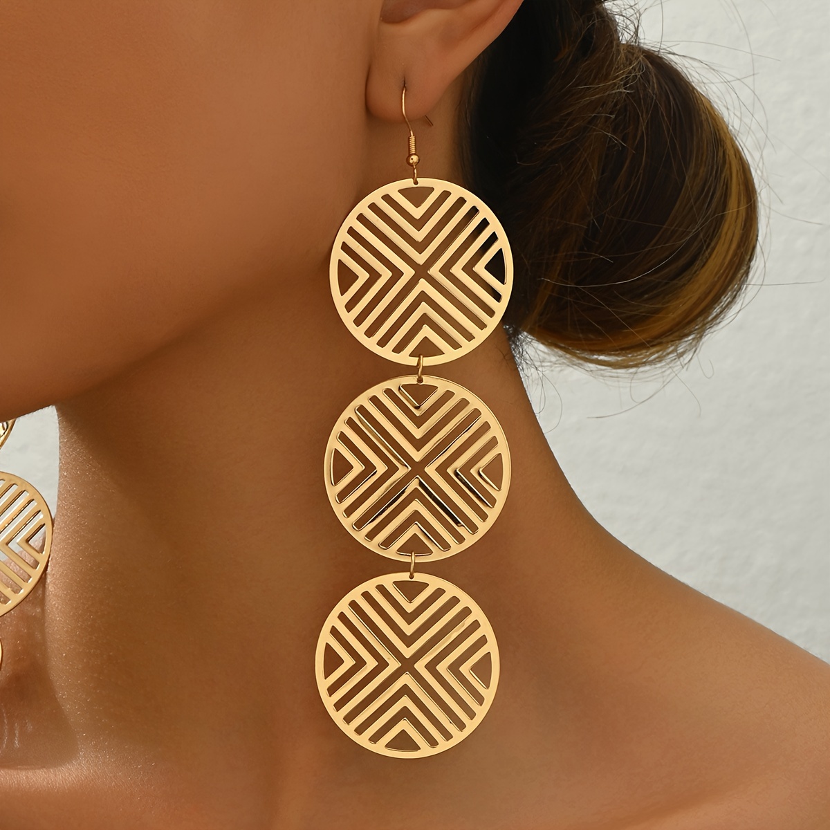 TEMU Chic Minimalist Geometric Hollow-out Round Dangle Earrings - Iron , & Party Wear