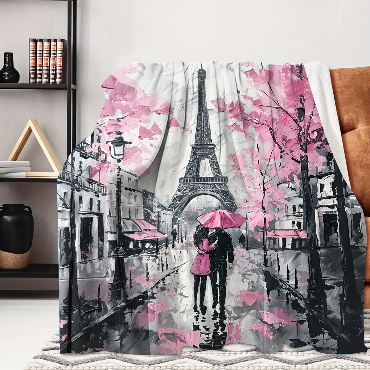 

Elegant Parisian Eiffel Tower Throw Blanket - Digital Print On Soft Flannel, Suitable For All Seasons