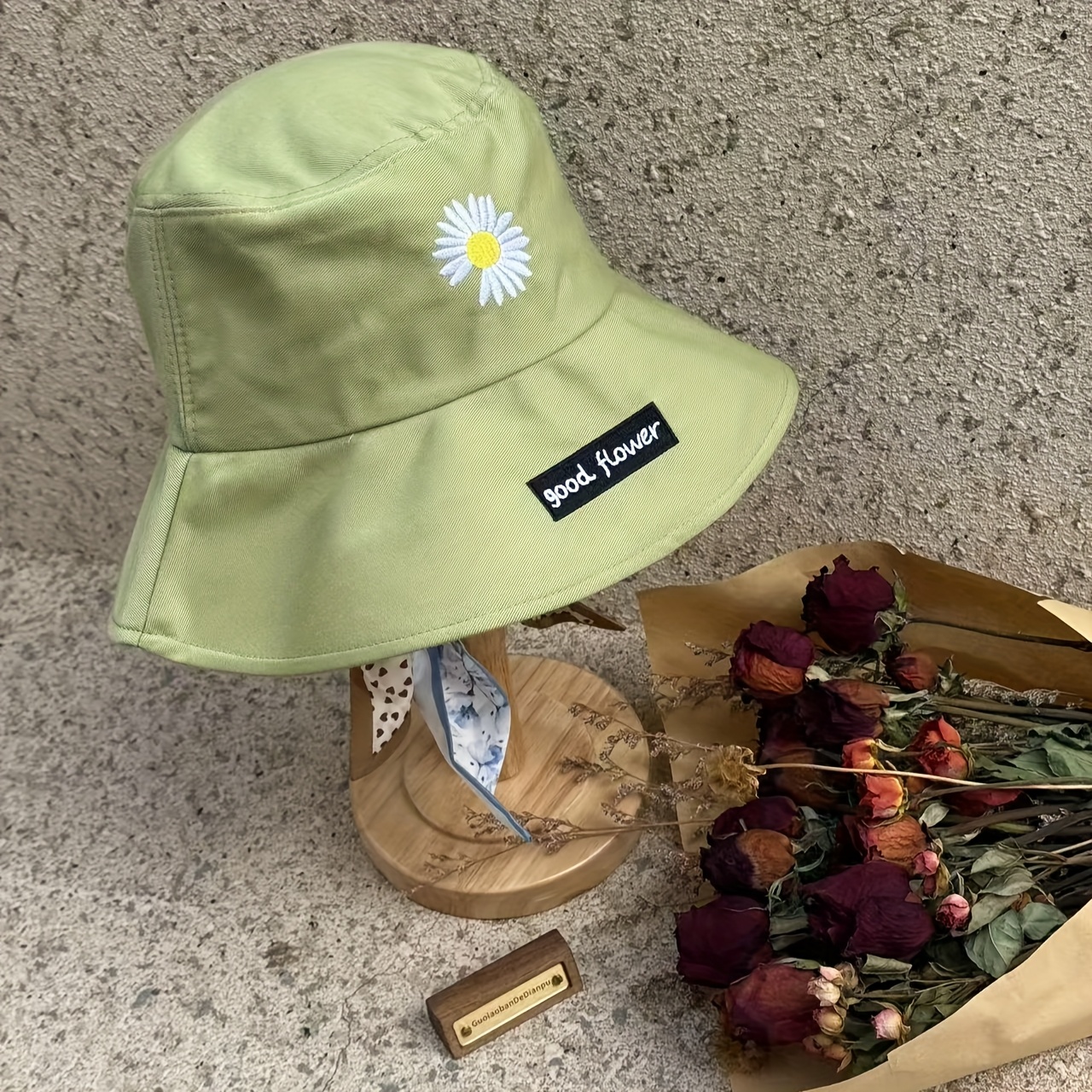 women's lightweight green bucket hat embroidered daisy Temu