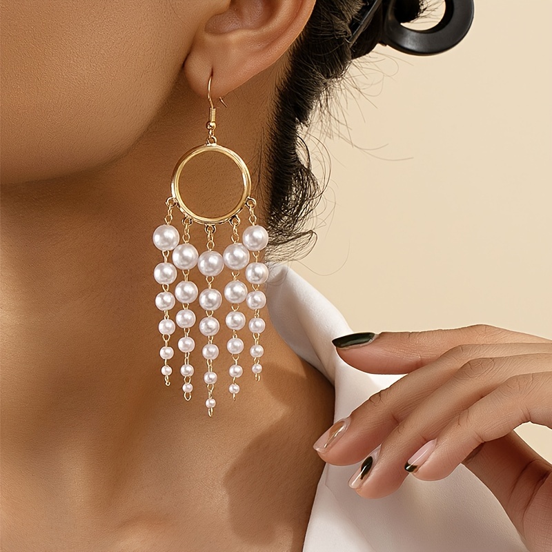 

1 Paire de Boucles d'Oreilles Pendantes avec Design à Pompon et Incrustation de Fausses Perles pour les Tenues Quotidiennes, Accessoires de Fête, Décoration pour Décontractés