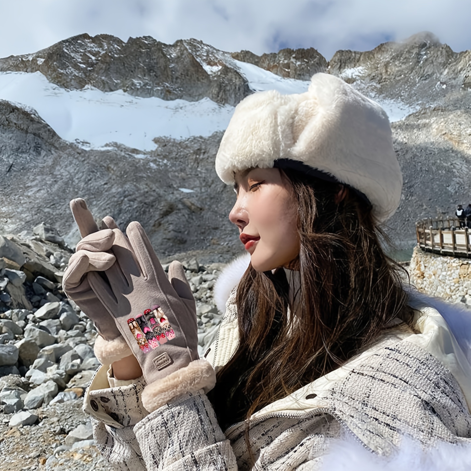 Women's German Fingerless Gloves with Cat Theme