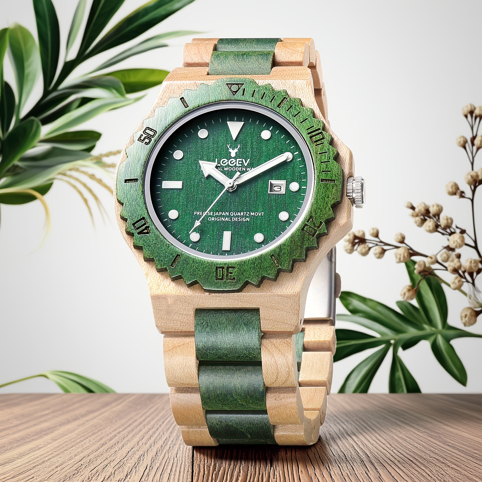 Image of Leeev Men's Lightweight Wooden , Collection Handcrafted Sandalwood Quartz With Calendar Vintage Natural Wooden Watch For Men Gift