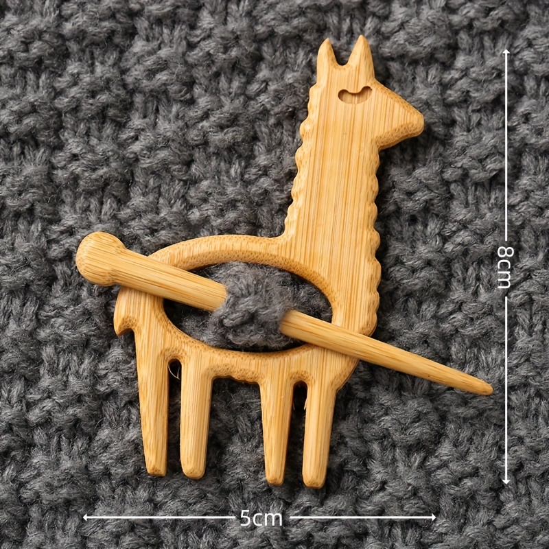 Image of 1pc Wooden Cartoon Cute Brooch, Applicable, Suitable For Bag, Clothing And Hat Decoration, Ideal For Exquisite Small Gifts