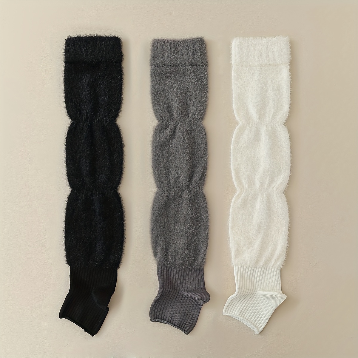 TEMU 3 Pairs/5 Pairs Women's Multicolor Fluffy Warm Autumn Fleece Thickened Pile Socks Versatile Easy Trendy Over-the-calf Socks Plush Leg Warmers