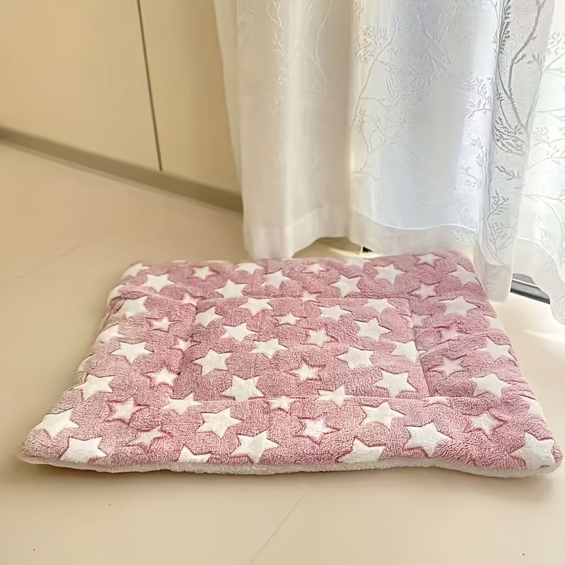 extra thick warm plush cat blanket soft polyester rectangular pet bed with star pattern cozy winter bedding for cats durable   home decor indoor   star pattern bed fluffy texture cat bed Product details 2