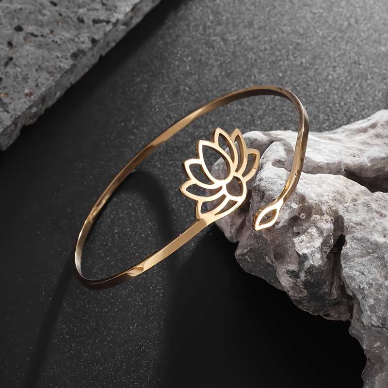 TEMU 1pc Fashion Minimalist Lotus Flower Hollow Bracelet - Stainless Steel Adjustable Cuff Bracelet, Suitable For Daily Casual Banquet Party Wear,