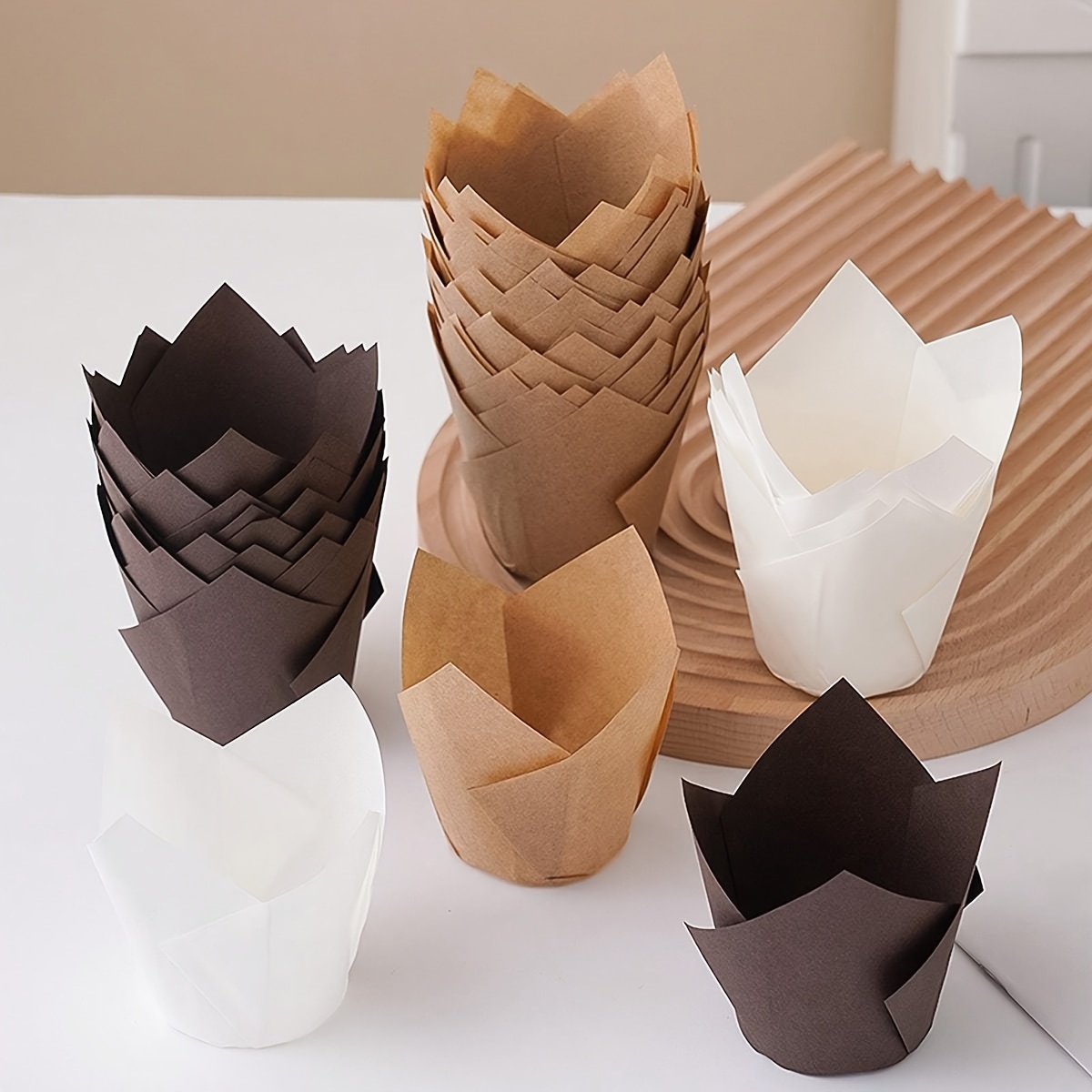 

50pcs High-temperature Resistant Paper Cupcake Liners - Oil-proof Baking Cups With Tulip Design, Holidays (brown, White, Black)