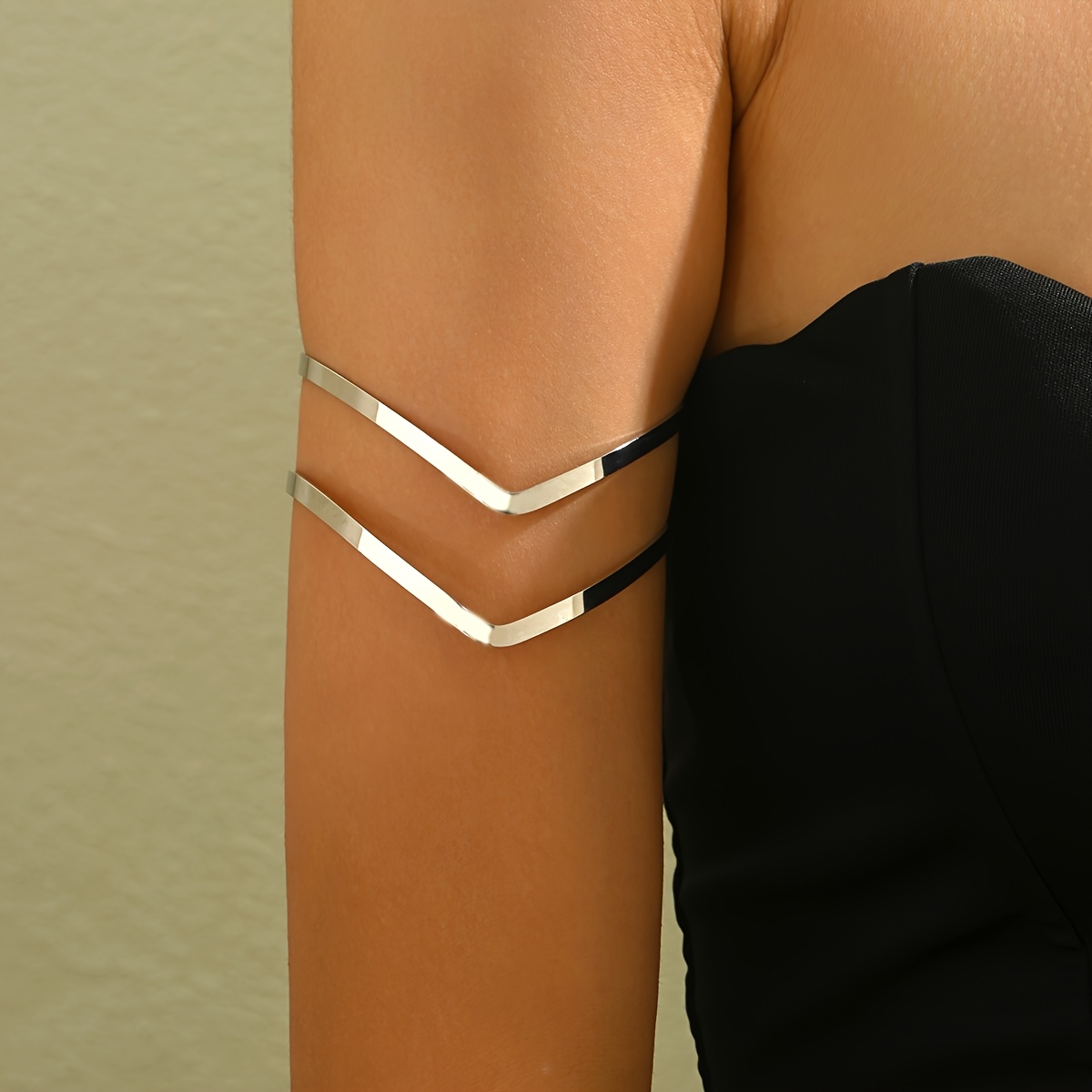 Women's Bohemian Retro Geometric V-Shape Double Layer Open Bangle