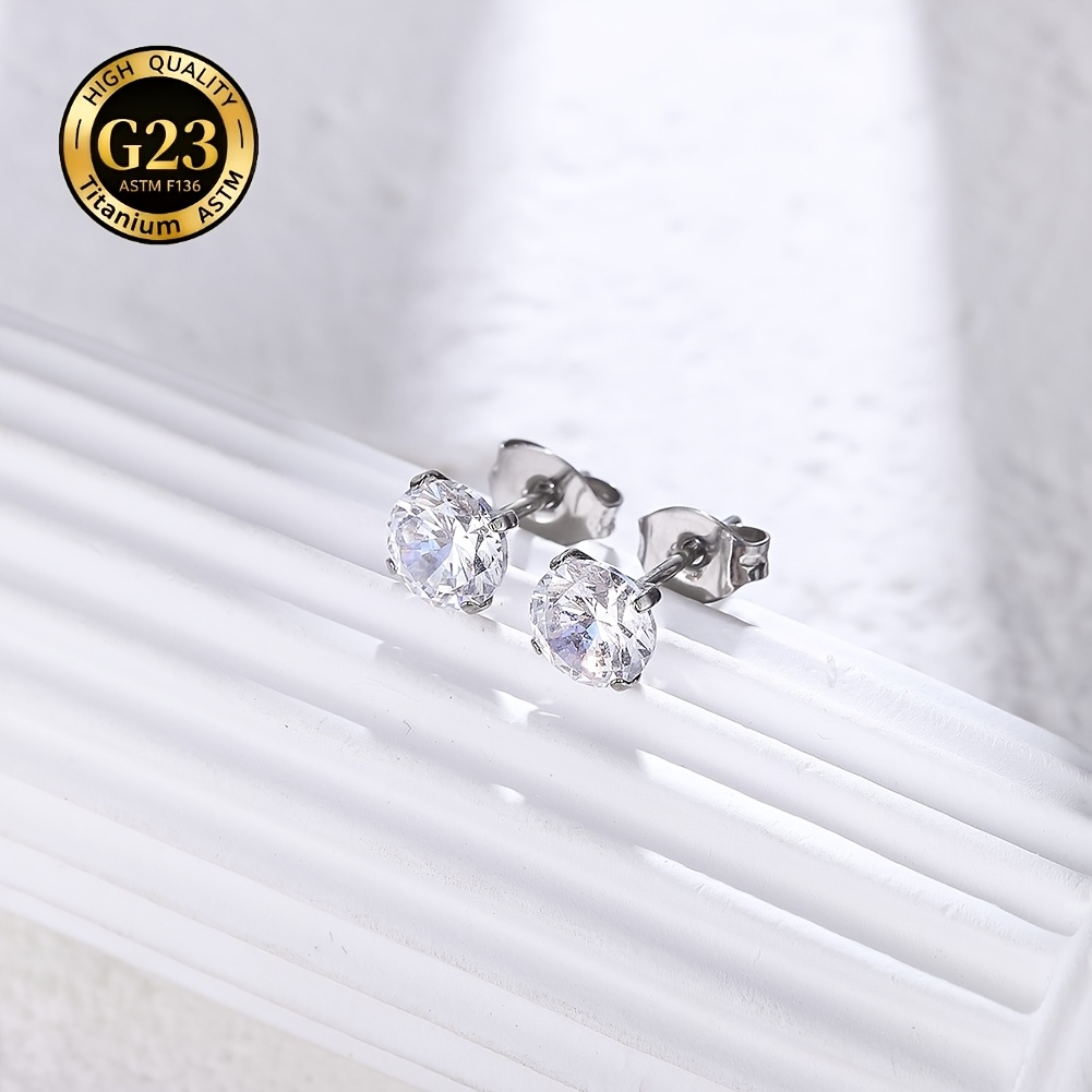 Unisex Simple Titanium Anti-Allergy Stud Earrings for Daily Wear