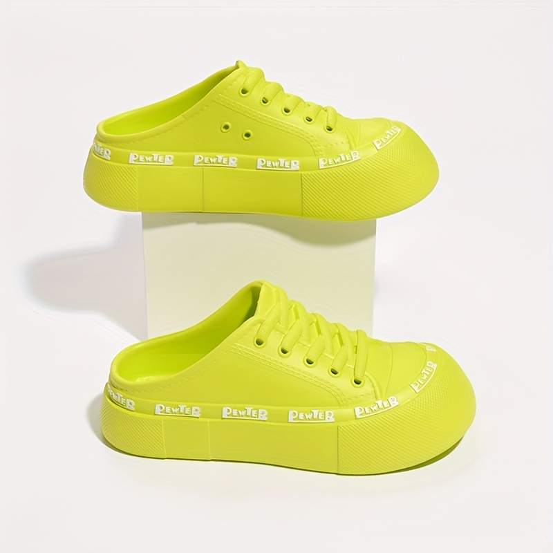 

-slippers Slippers,