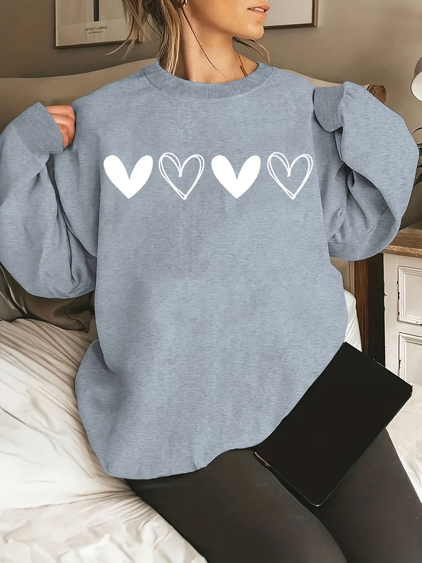 MEKOTSK Women's 'Mawmaw' Cute Heart Graphic Sweatshirt - Long Sleeve Crewneck Pullover Top | Grandma Gift Idea