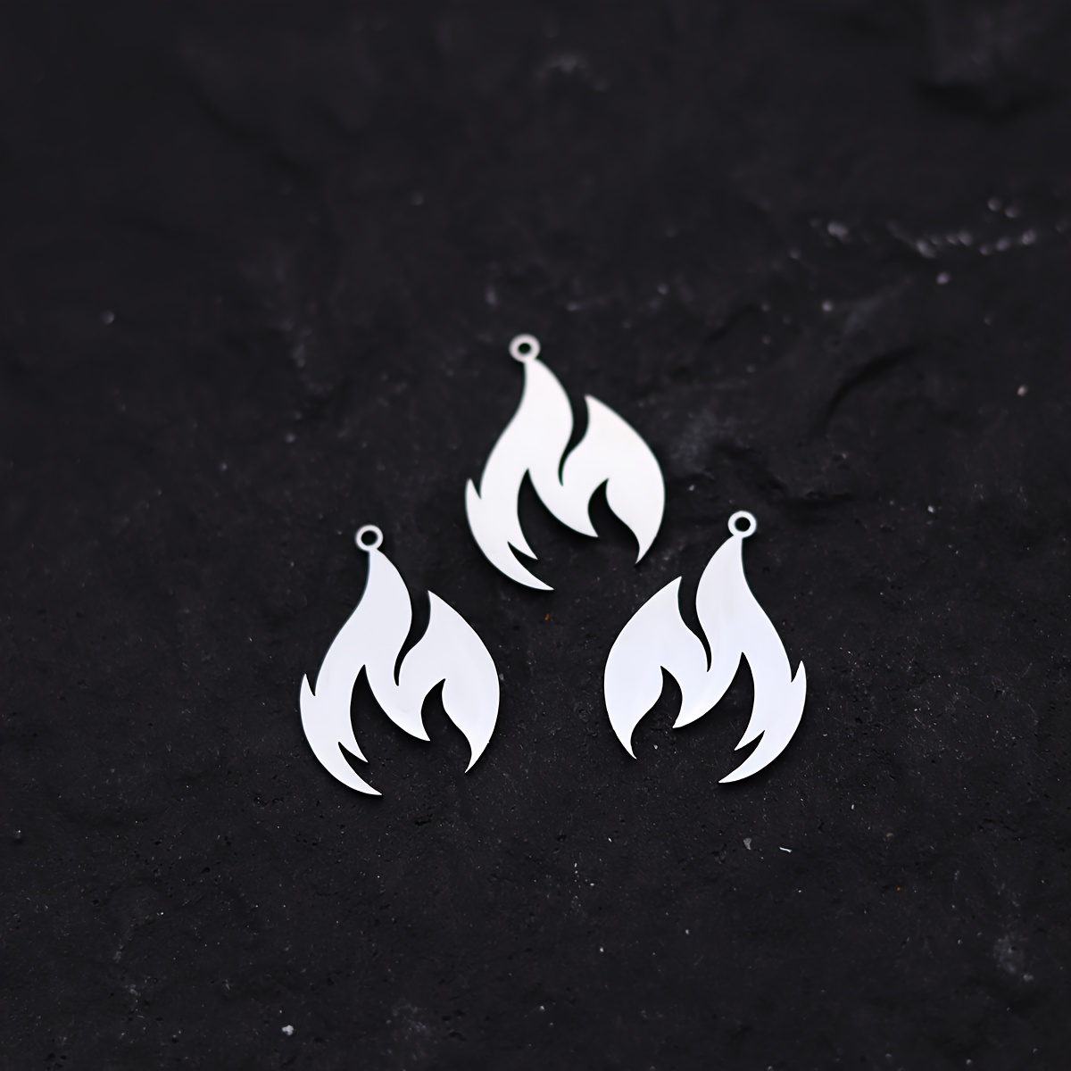 TEMU Ensemble de 3 pendentifs flamme en acier inoxydable tendance et minimaliste pour bracelets, boucles d'oreilles et , parfaits comme cadeaux pour