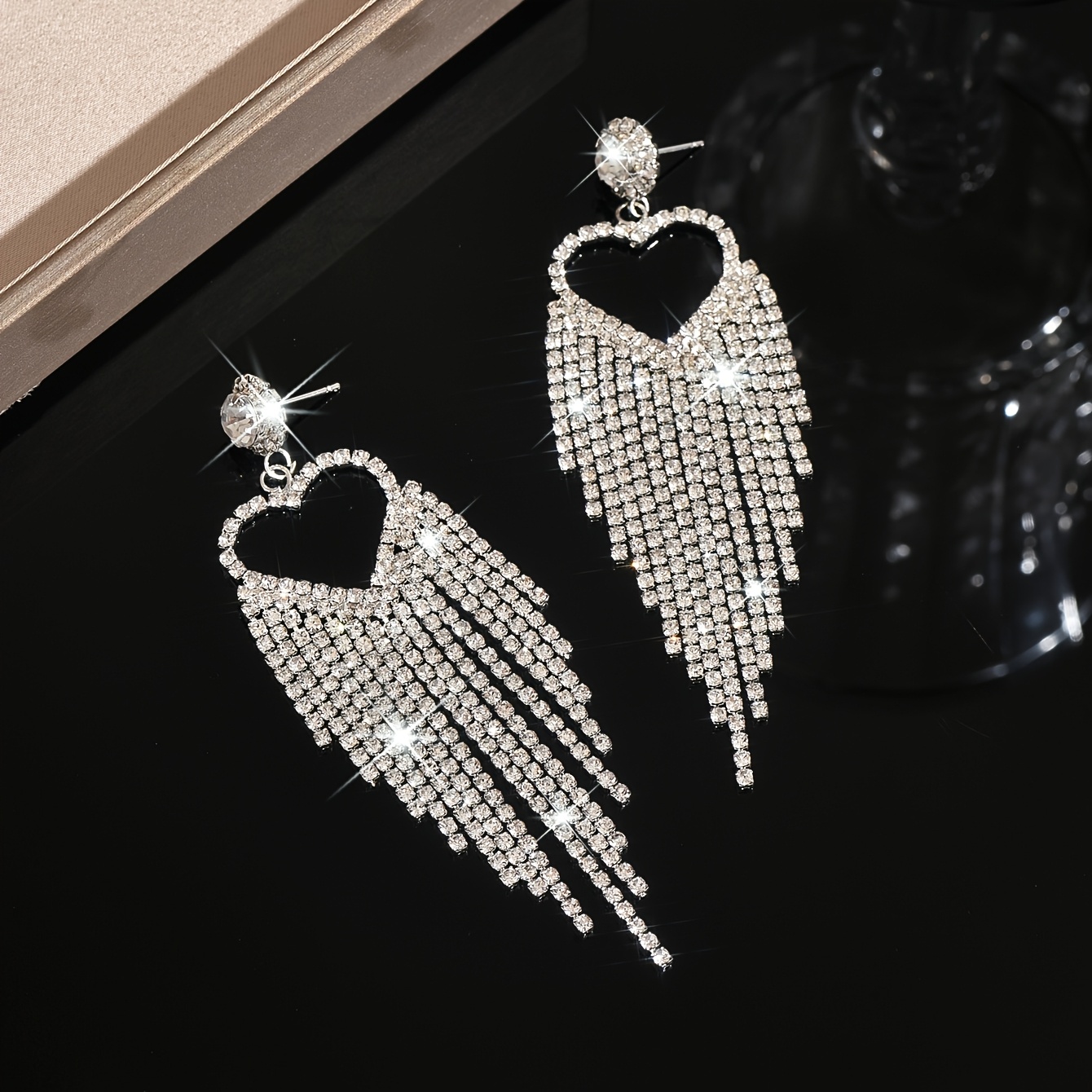 TEMU Fashionable Heart-shaped Tassel Earrings - A Perfect Gift For Special Occasions, Blending With Everyday Additions