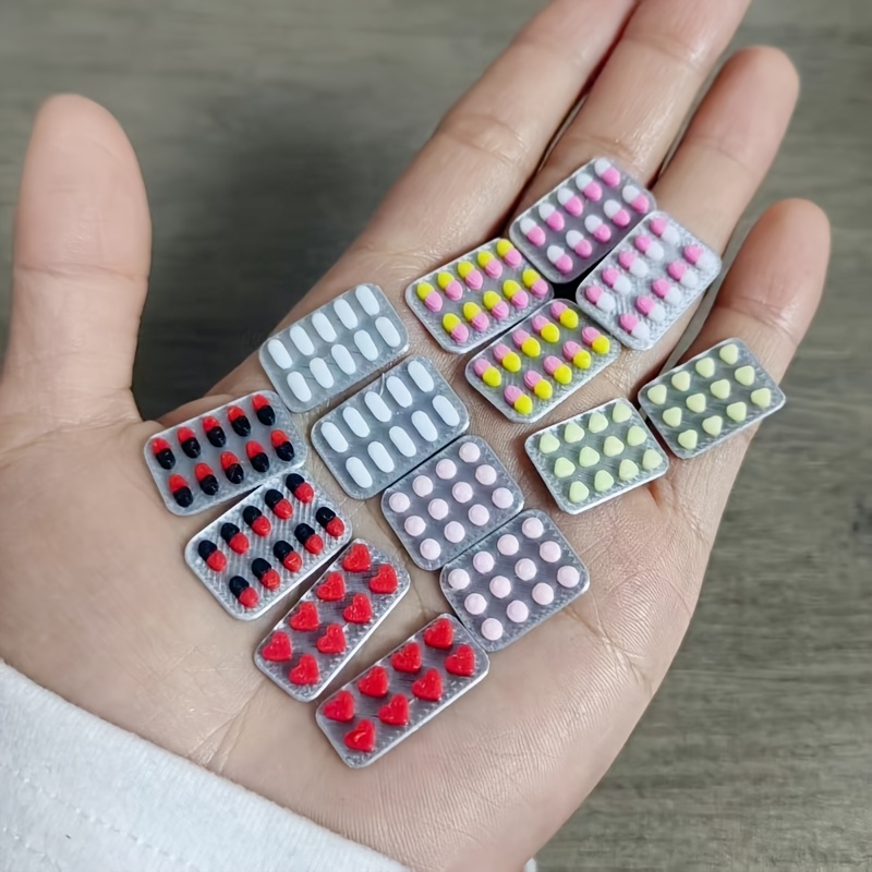 Image of 7-14pcs/set Dollhouse Miniature Realistic Pill Models - Exquisite Pills, 1:6/1:12 Scale Dollhouse Diy Decor & Scene Shooting Prop For Enthusiasts