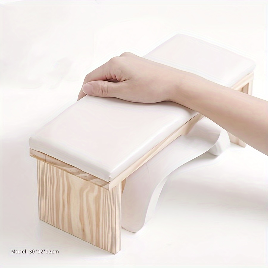 

Japanese Style Hand Rest For Nail Care: Comfortable Wooden Design For Manicure And Pedicure