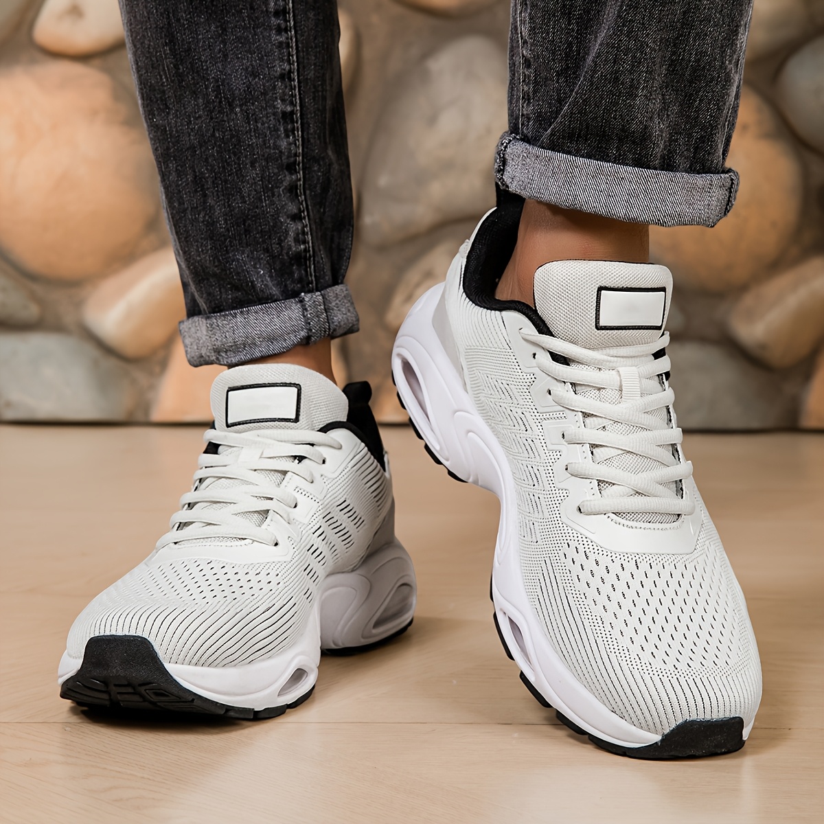 mens breathable and comfortable sports shoes anti slip and wear running shoes breathable and lightweight cushioning sports training shoes suitable for jogging gym tennis sports suitable for  